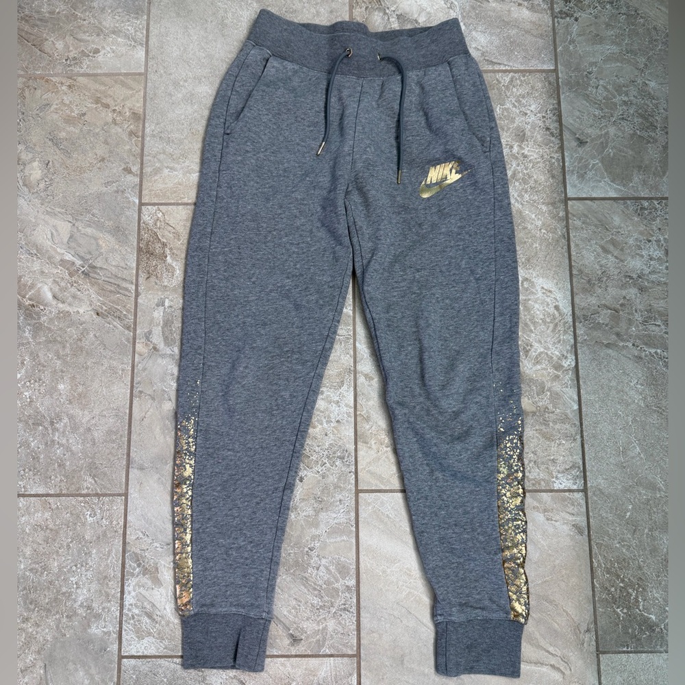 Nike Women’s Joggers Sweatpants